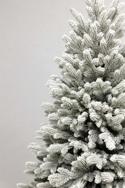 Grace Flocked Artificial Christmas Tree 1.5 m Cr6F-150